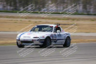 media/Jun-05-2022-CalClub SCCA (Sun) [[19e9bfb4bf]]/Around the Pits/